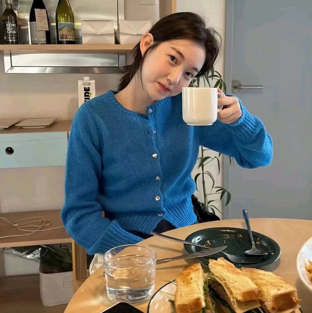 女孩向前走 封面