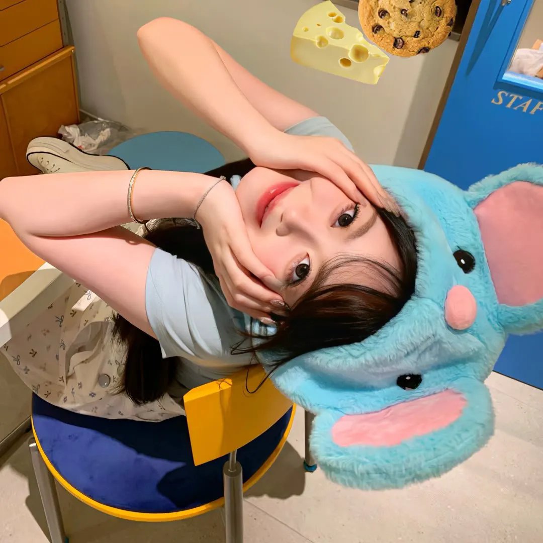 坠雪少女 封面